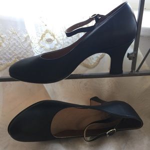 Bloch Black Character Dance Shoes